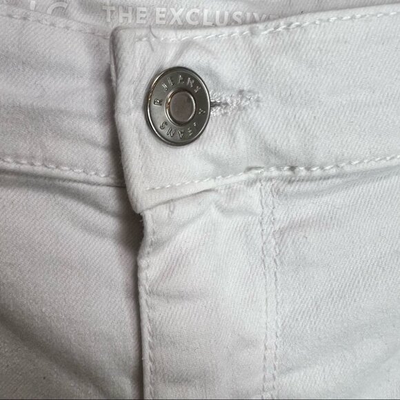 REITMAN’S R. Jeans White Bermuda Shorts Size 38 Petite - Picture 6 of 9